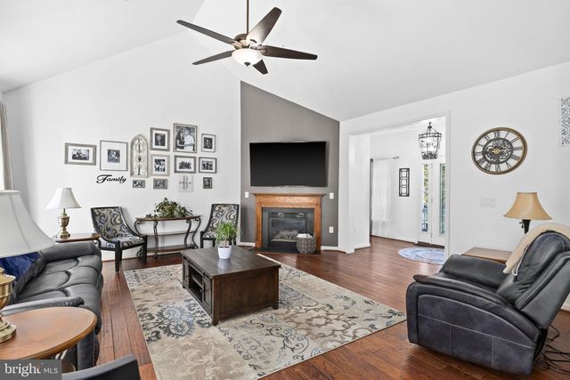 16725 BALD EAGLE DR, King George, VA 22485