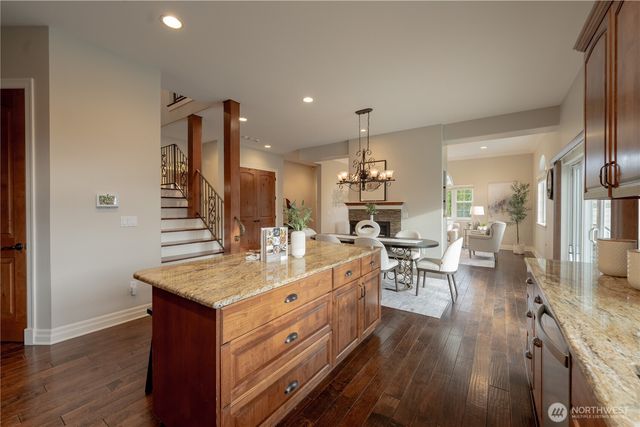 19837 47th Avenue NE, Lake Forest Park, WA 98155