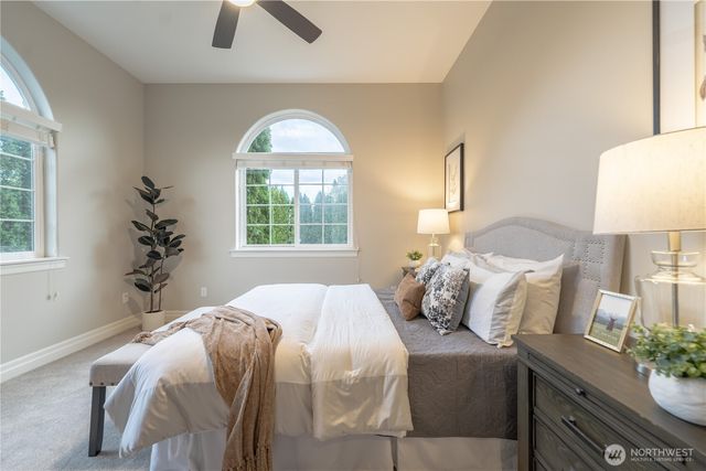 19837 47th Avenue NE, Lake Forest Park, WA 98155