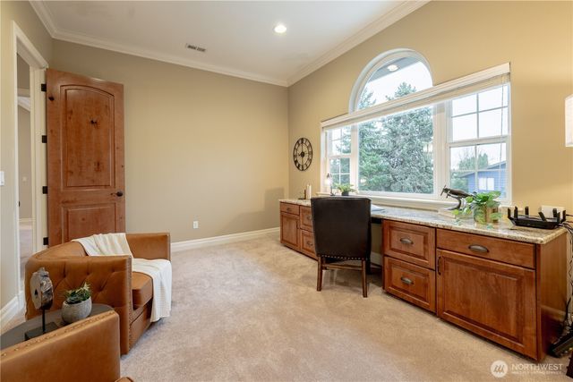 19837 47th Avenue NE, Lake Forest Park, WA 98155