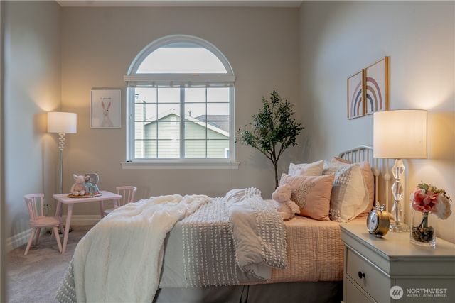 19837 47th Avenue NE, Lake Forest Park, WA 98155