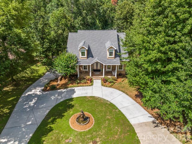 7967 Glen Abbey Circle, Stanley, NC 28164