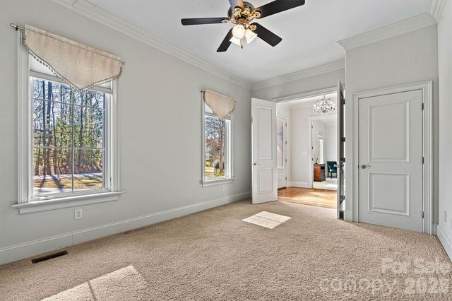 7967 Glen Abbey Circle, Stanley, NC 28164