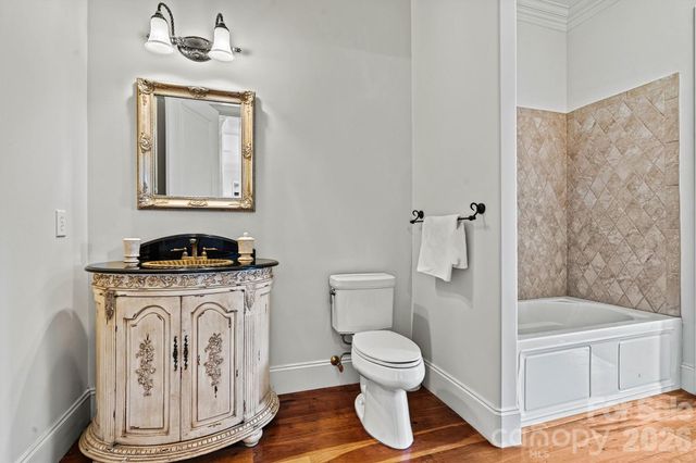 7967 Glen Abbey Circle, Stanley, NC 28164