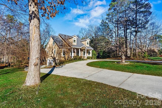 7967 Glen Abbey Circle, Stanley, NC 28164