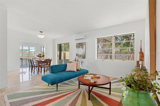 1190 79TH AVENUE N, St Petersburg, FL 33702