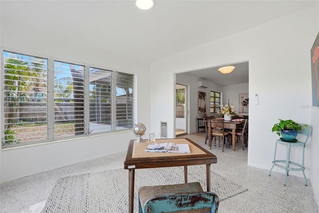 1190 79TH AVENUE N, St Petersburg, FL 33702