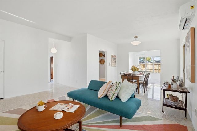 1190 79TH AVENUE N, St Petersburg, FL 33702