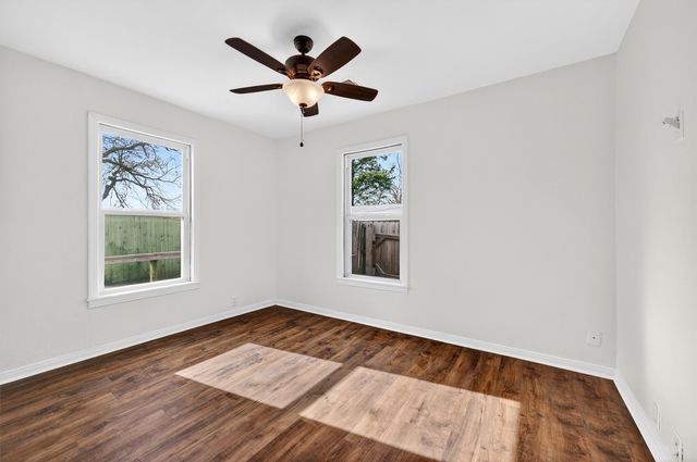 1710 W Crawford Street, Denison, TX 75020