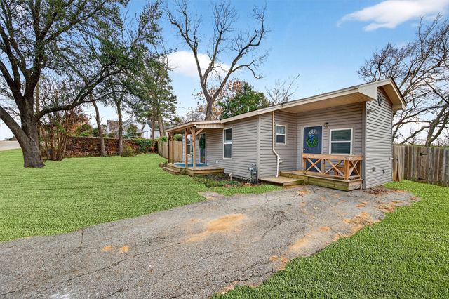 1710 W Crawford Street, Denison, TX 75020