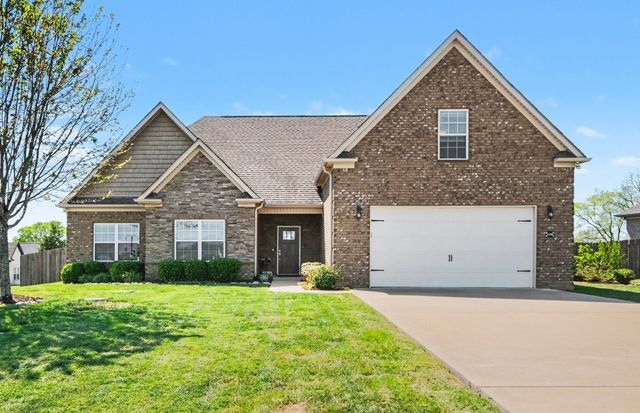 5100 Vinnie Dell Dr, Chapel Hill, TN 37034