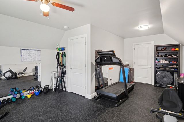 5100 Vinnie Dell Dr, Chapel Hill, TN 37034