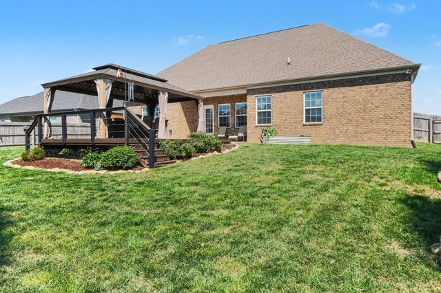 5100 Vinnie Dell Dr, Chapel Hill, TN 37034