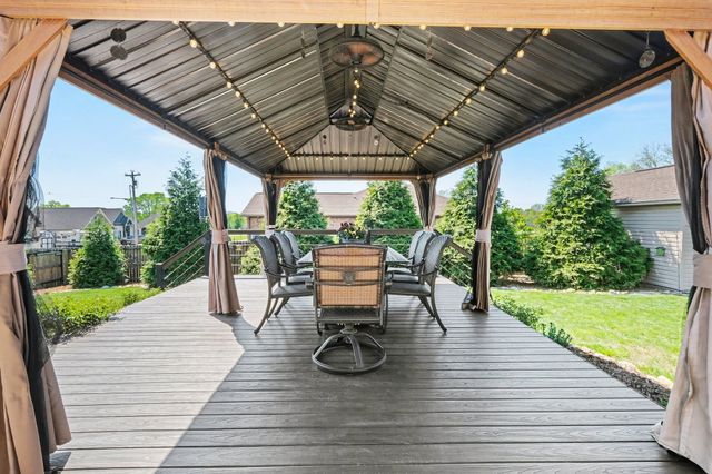 5100 Vinnie Dell Dr, Chapel Hill, TN 37034