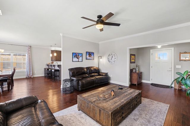 5100 Vinnie Dell Dr, Chapel Hill, TN 37034