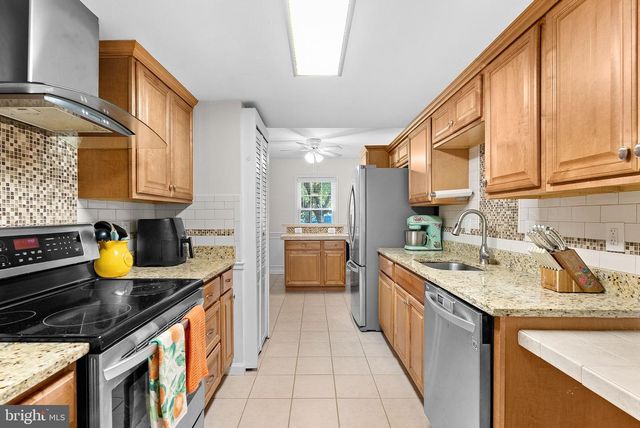 2847 SEMINOLE RD, Woodbridge, VA 22192