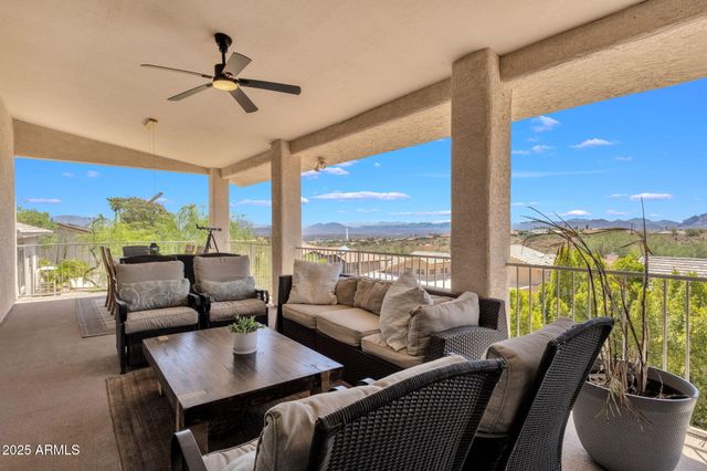 15513 E PALISADES Boulevard, Fountain Hills, AZ 85268