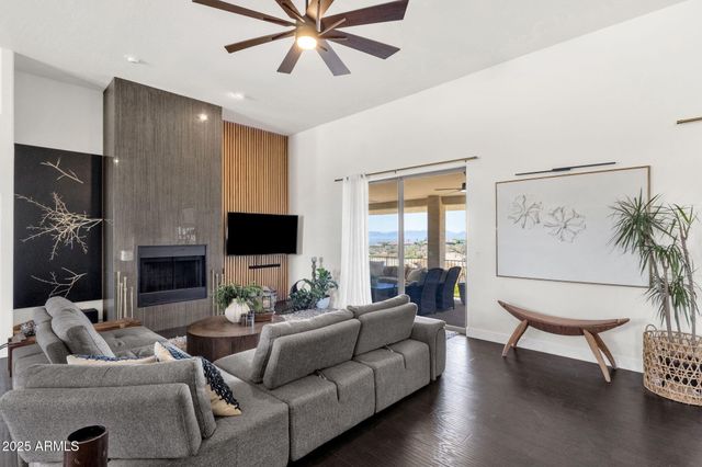 15513 E PALISADES Boulevard, Fountain Hills, AZ 85268