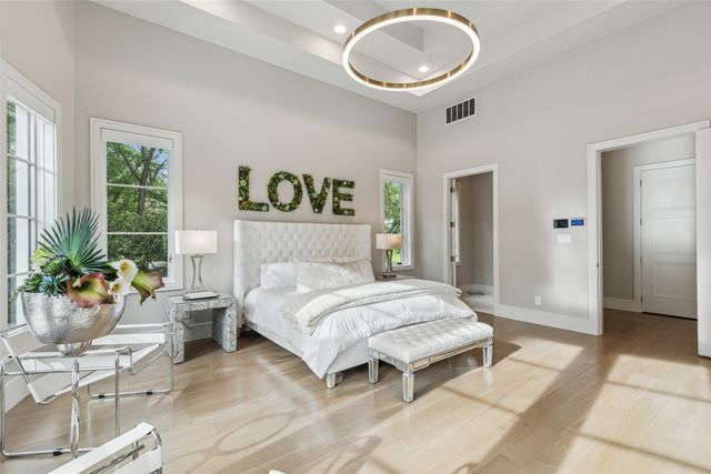 1521 Meandering Way Drive, Westlake, TX 76262