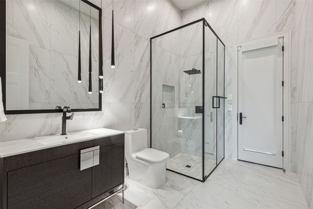 1521 Meandering Way Drive, Westlake, TX 76262