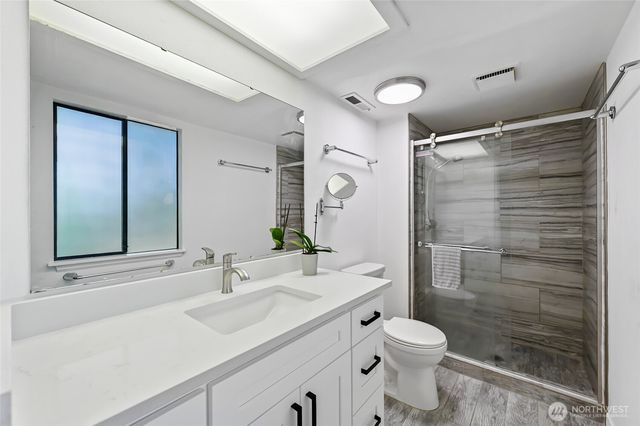 14208 93rd Avenue NE, Kirkland, WA 98034