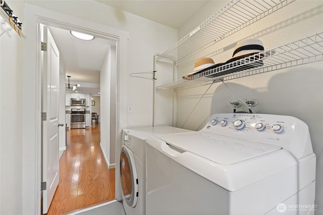 14208 93rd Avenue NE, Kirkland, WA 98034