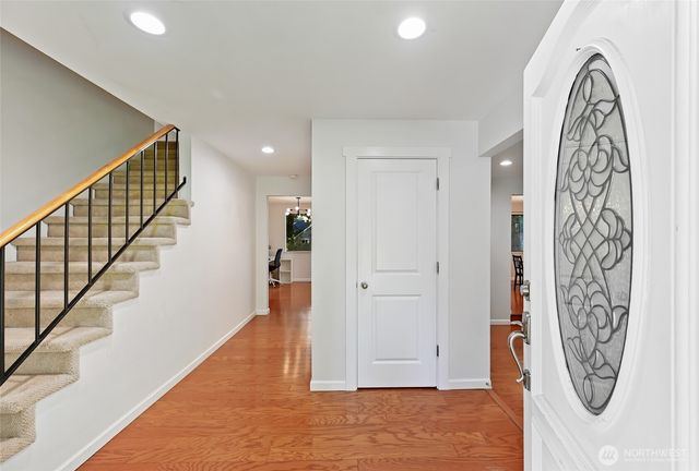 14208 93rd Avenue NE, Kirkland, WA 98034