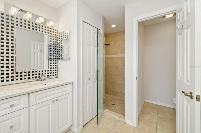 7631 DESERT INN WAY, Lakewood Ranch, FL 34202