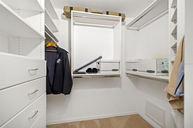 7631 DESERT INN WAY, Lakewood Ranch, FL 34202