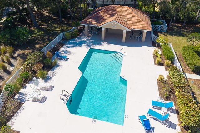 7631 DESERT INN WAY, Lakewood Ranch, FL 34202