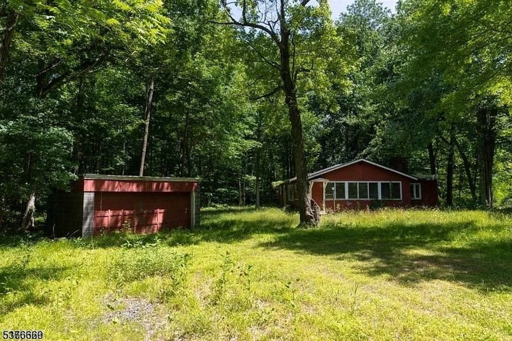 85 Appletree Row, Berkeley Heights Twp., NJ 07922 — exterior