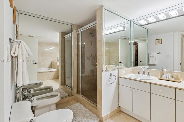 8855 Collins Ave 4B, Surfside, FL 33154