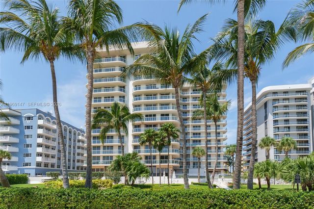 8855 Collins Ave 4B, Surfside, FL 33154