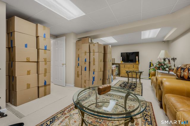 15 Abel Xing, Norwich, CT 06360