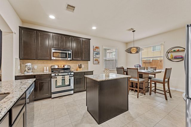 6502 Wilshire Lakes, Houston, TX 77040