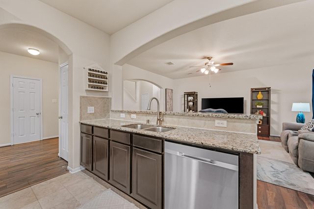 6502 Wilshire Lakes, Houston, TX 77040