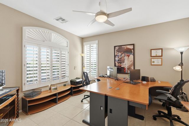 1823 W DION Drive W, Phoenix, AZ 85086