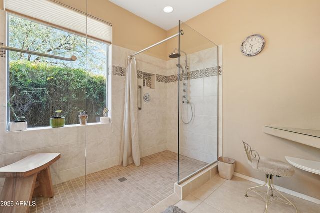 1823 W DION Drive W, Phoenix, AZ 85086