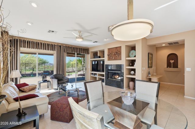 1823 W DION Drive W, Phoenix, AZ 85086