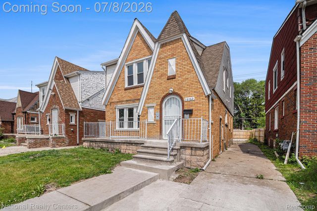 16762 Woodingham Drive, Detroit, MI 48221