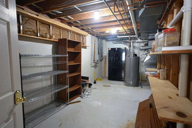 4696 Forest Creek Drive, Kalamazoo, MI 49009