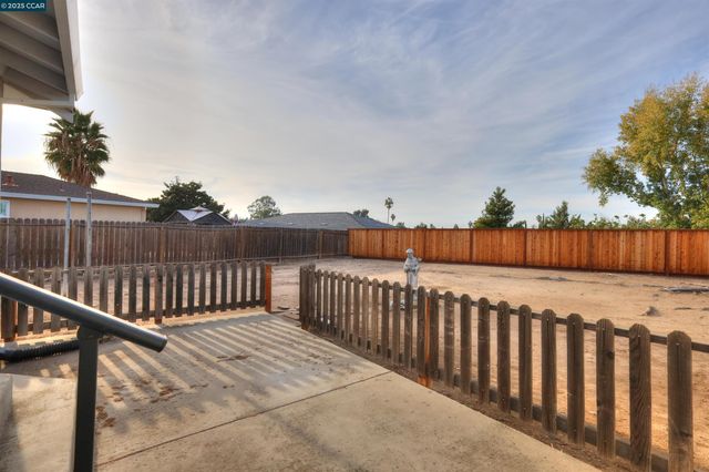 1428 Saint Frances Dr, Antioch, CA 94509