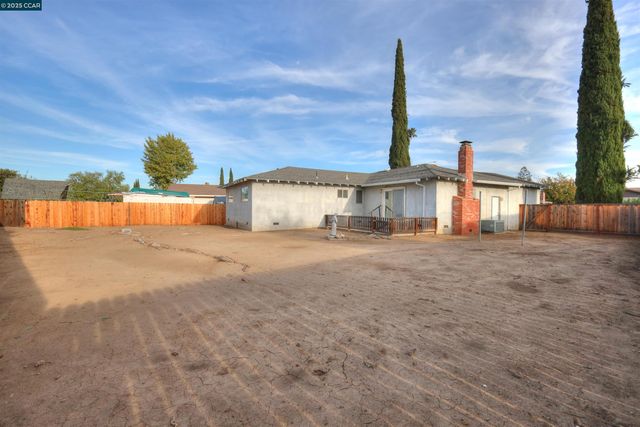 1428 Saint Frances Dr, Antioch, CA 94509