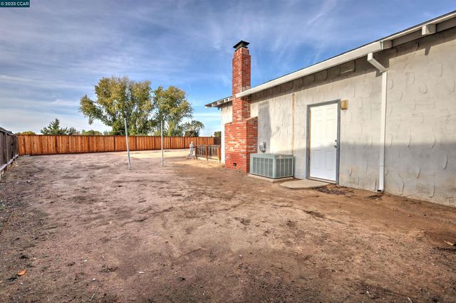 1428 Saint Frances Dr, Antioch, CA 94509