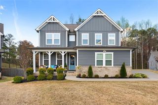 29 LAURELWOOD NW Lane, Cartersville, GA 30121