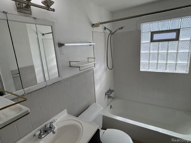 1814 N Center, Royal Oak, MI 48073