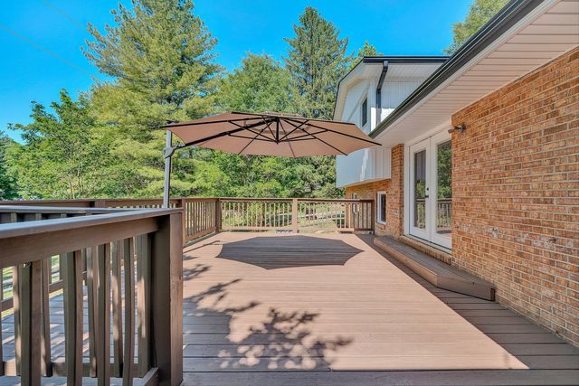 1410 Lakeridge CIR, Troutville, VA 24175