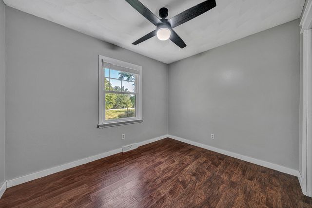 1410 Lakeridge CIR, Troutville, VA 24175