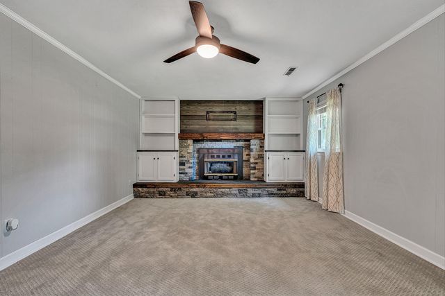 1410 Lakeridge CIR, Troutville, VA 24175