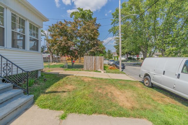 181 Grace Street, Cranston, RI 02910